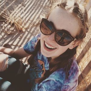 Meet your Posher, Liv